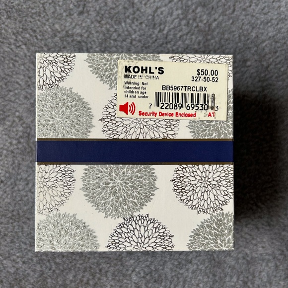 Swarovski Crystals “NANA” Family Adjustable Slide Bracelet by Brilliance NWT - Picture 6 of 7